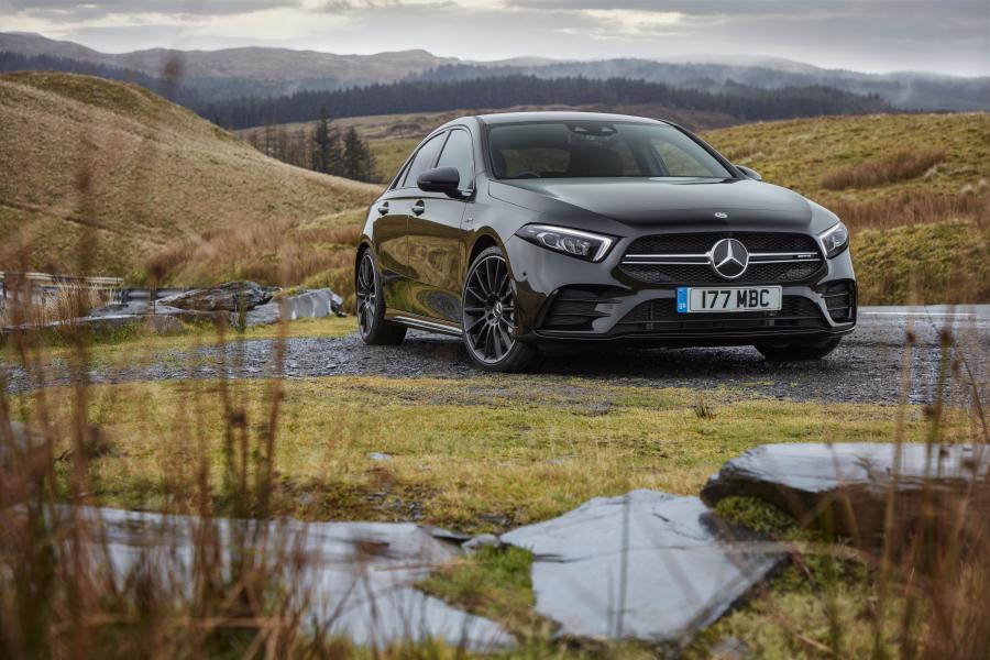  Mercedes-AMG A35 4Matic Sedan (V177) 2019 года  (UK) (фото 1 из 74)